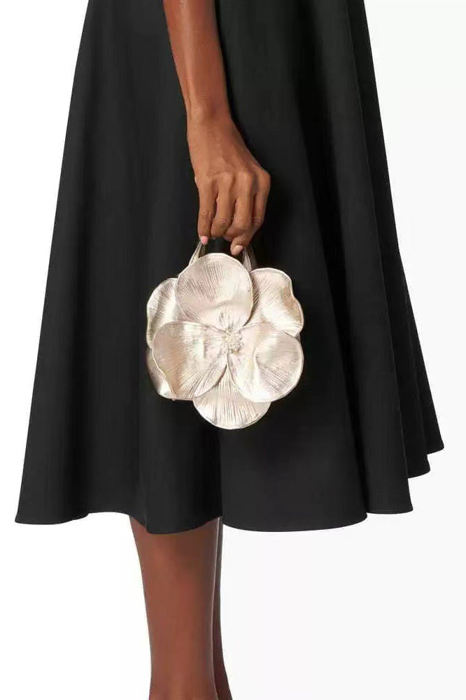 Beautifully Crafted Bag in a Classic Style
