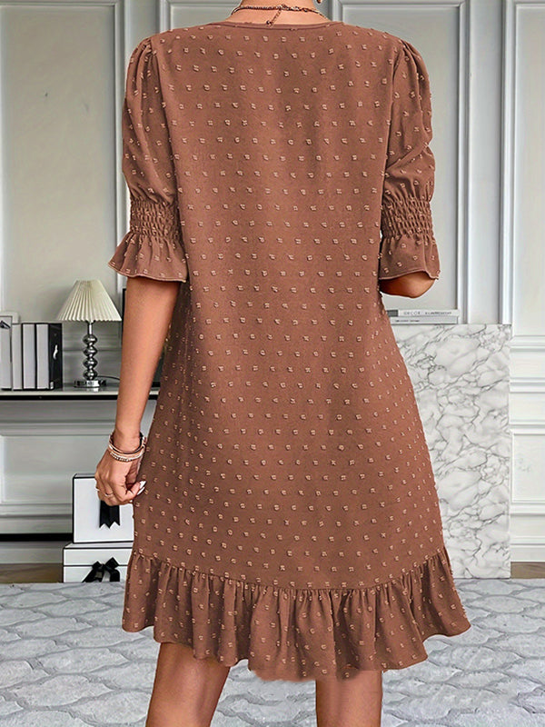 Gracefully Styled Dress for Any Occasion