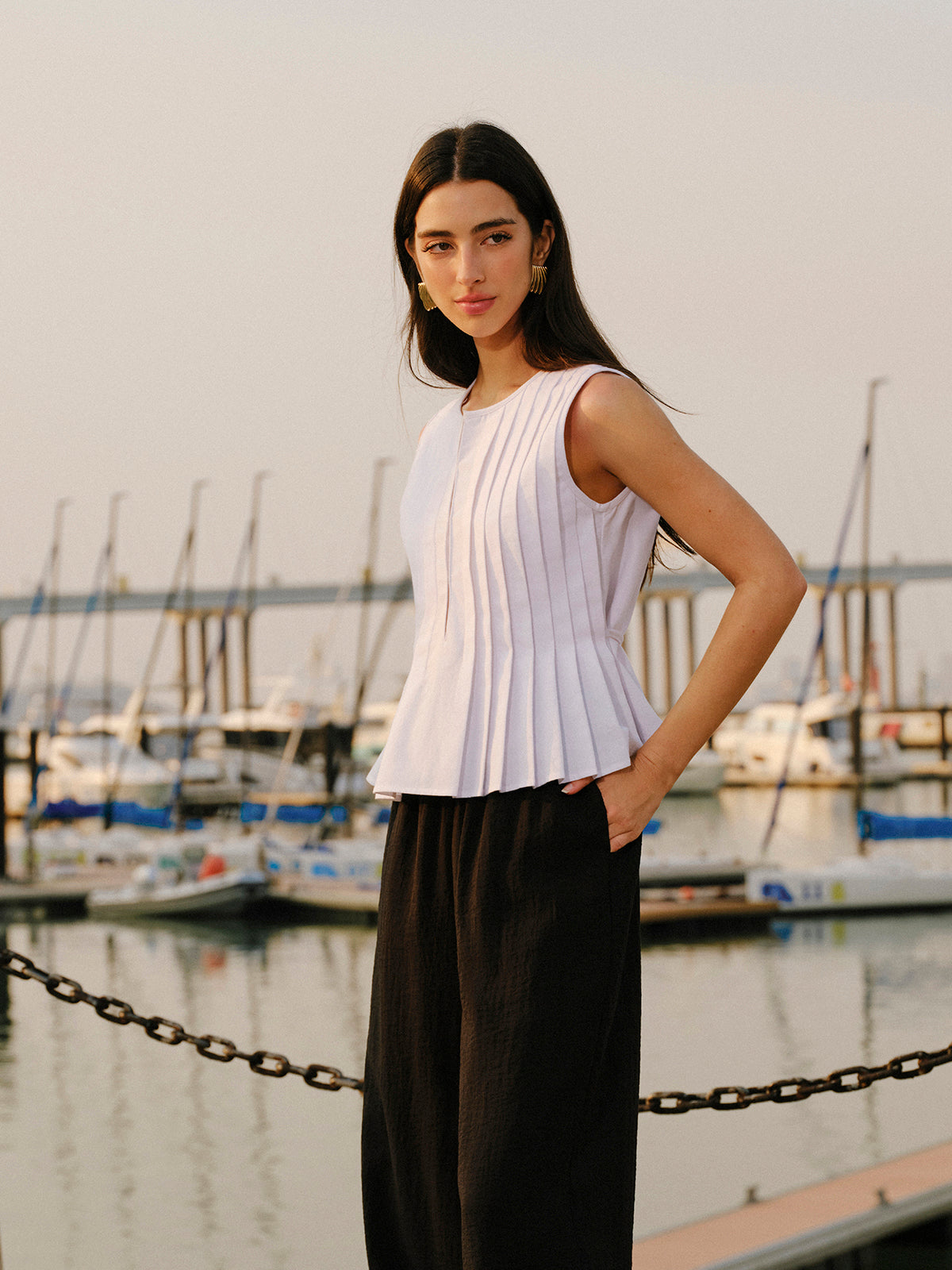 Well Tailored Top with a Graceful Silhouette