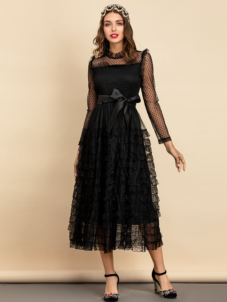 Effortlessly Elegant Dress with a Timeless Design