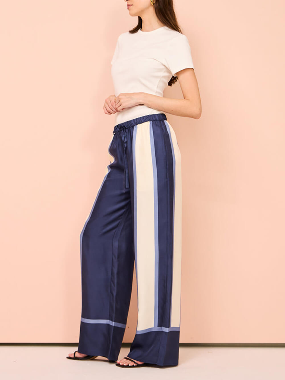 Polished Pants with an Effortless Classic Look