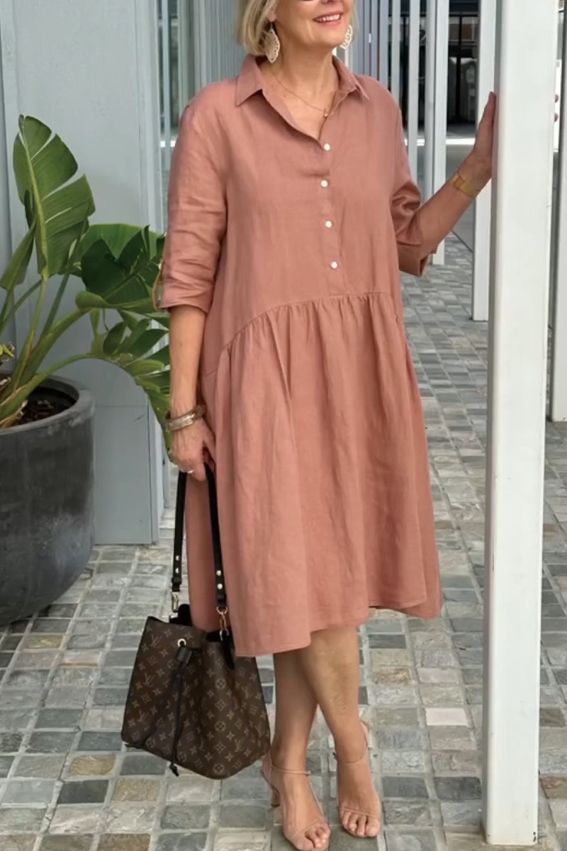 Classic Vintage Dress with a Flattering Fit