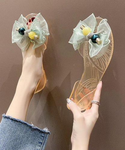Well Tailored Sandals with a Graceful Silhouette