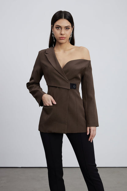 Polished Garment with an Effortless Classic Look
