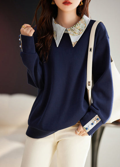 Classic Vintage Pullover with a Flattering Fit