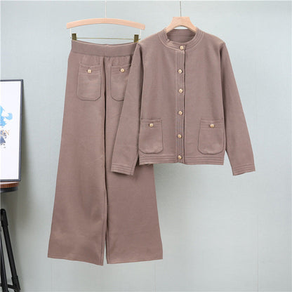 Beautifully Crafted Cardigan in a Classic Style