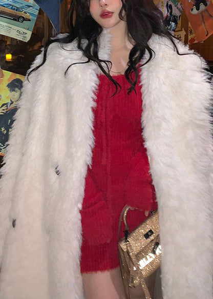 Classic Vintage & Enduringly Stylish Coat