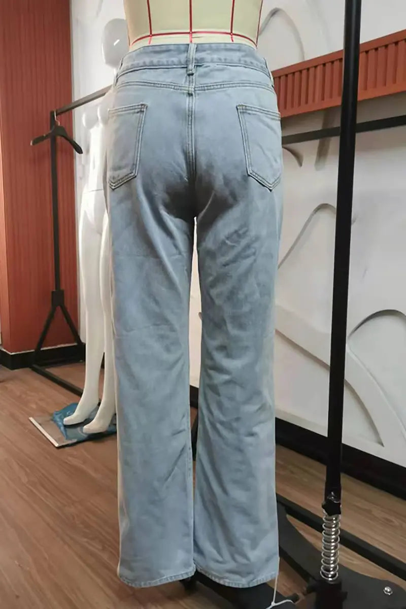 Sophisticated Pants with a Clean Classic Look