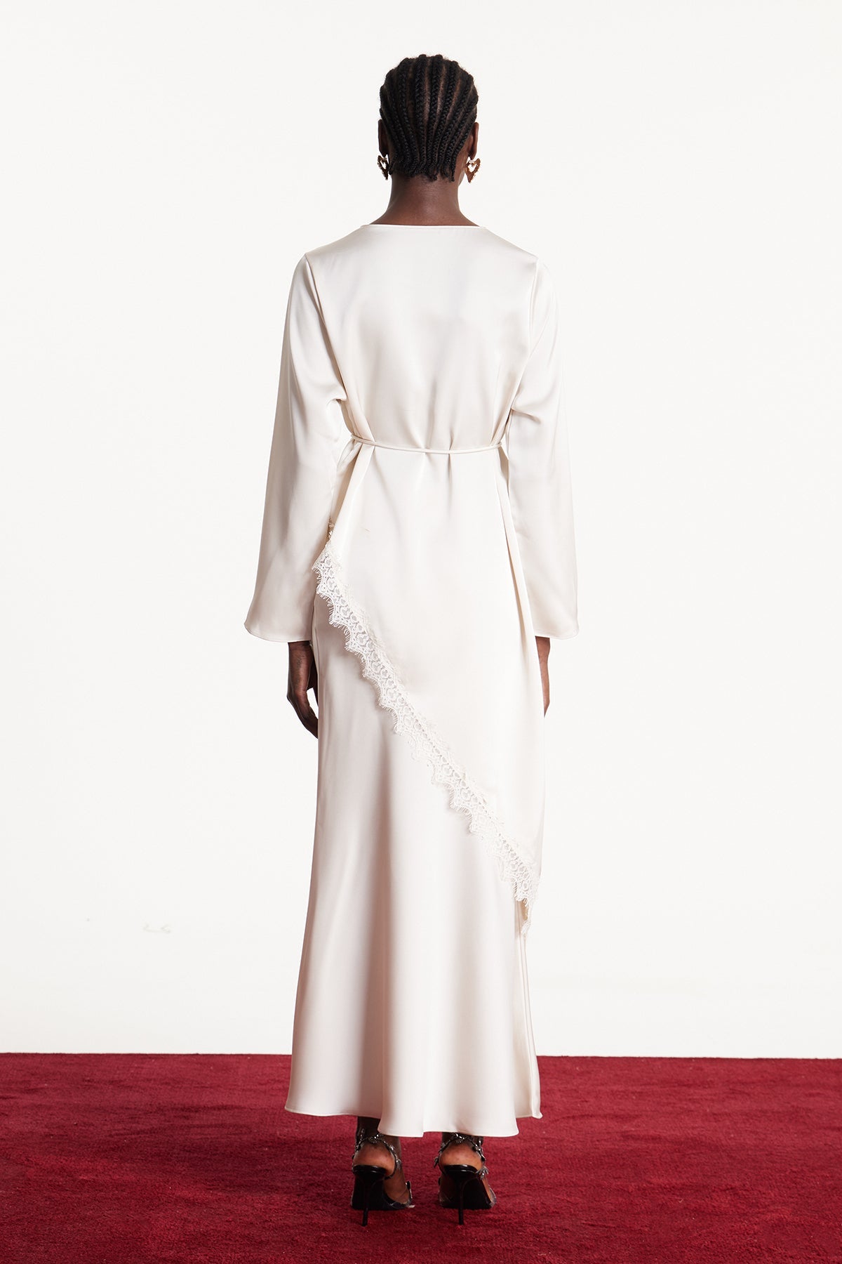 A Vintage Style Top with Delicate Timeless Details