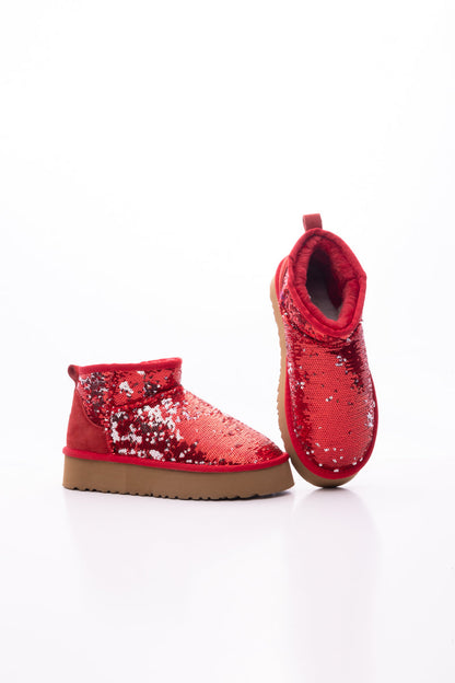 Classic Vintage Boots with a Flattering Fit