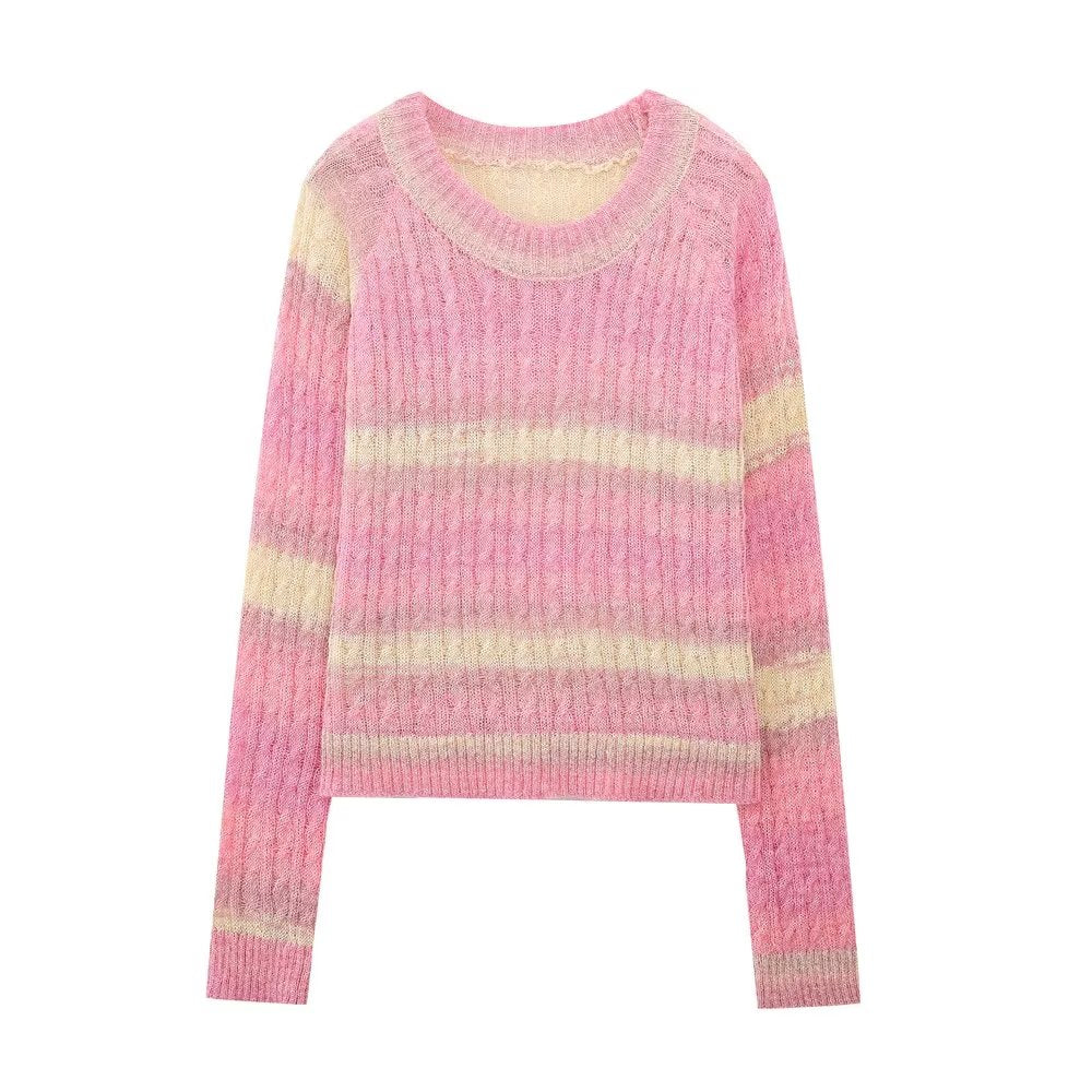 Classic Vintage Sweater with a Flattering Fit