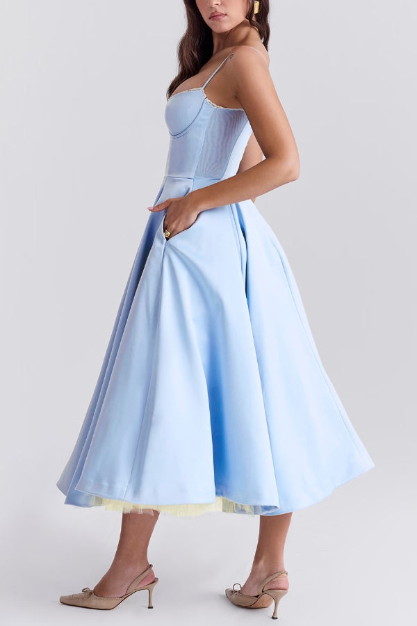Classic Vintage Dress with a Flattering Fit