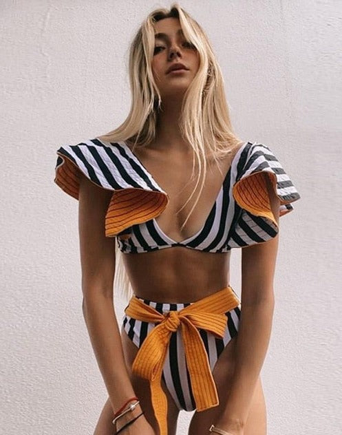 Well Tailored Swimsuit with a Graceful Silhouette