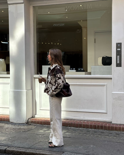 Well Tailored Jacket with a Graceful Silhouette