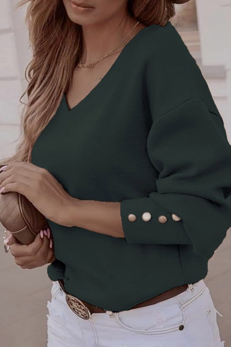 Polished Top with an Effortless Classic Look