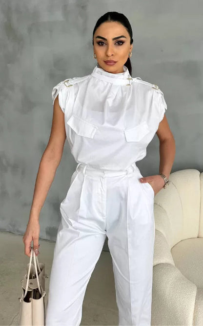 Effortlessly Elegant Garment with a Timeless Design