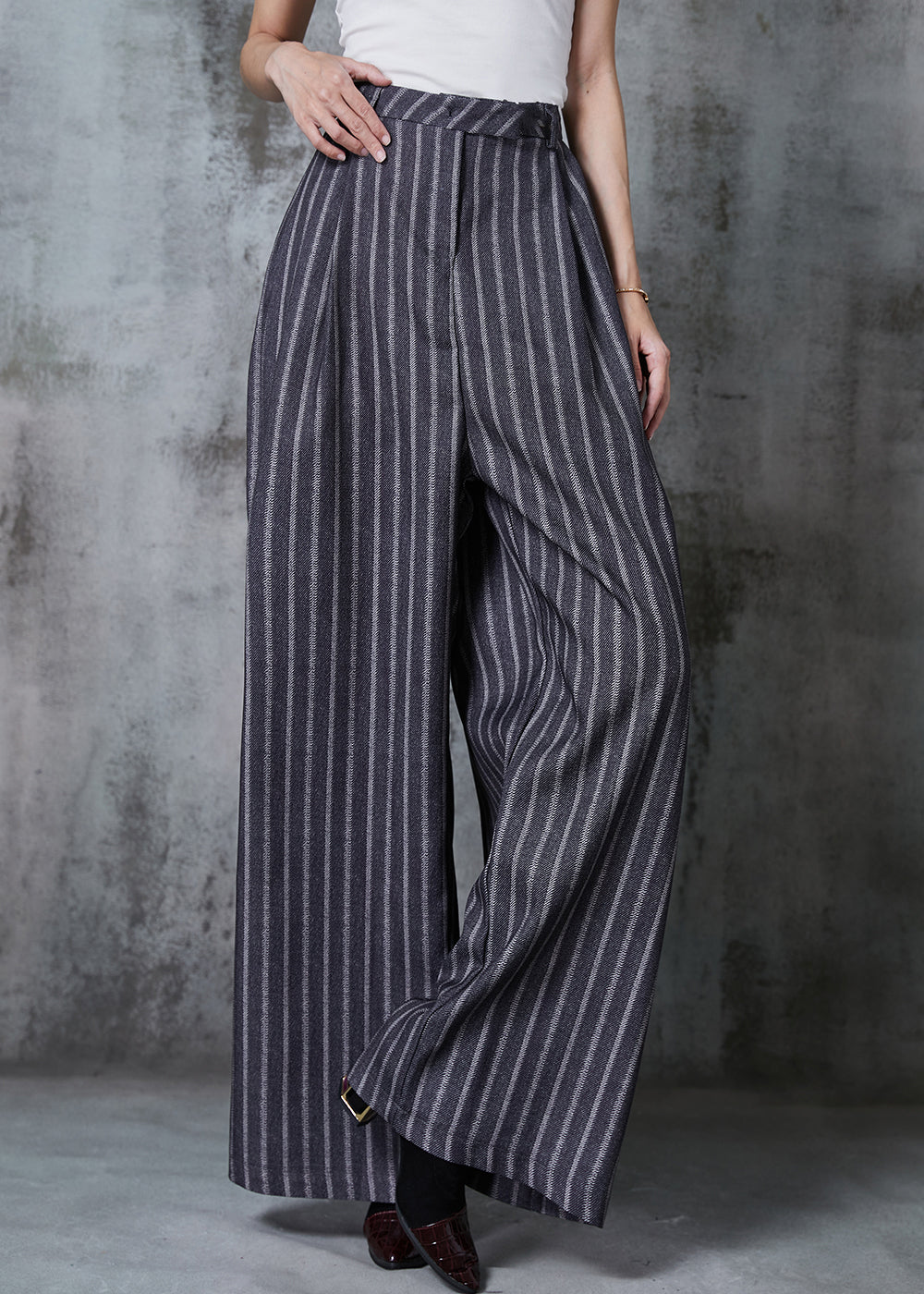 Gracefully Styled Pants for Any Occasion