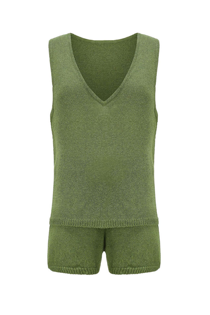 Beautifully Crafted Top in a Classic Style