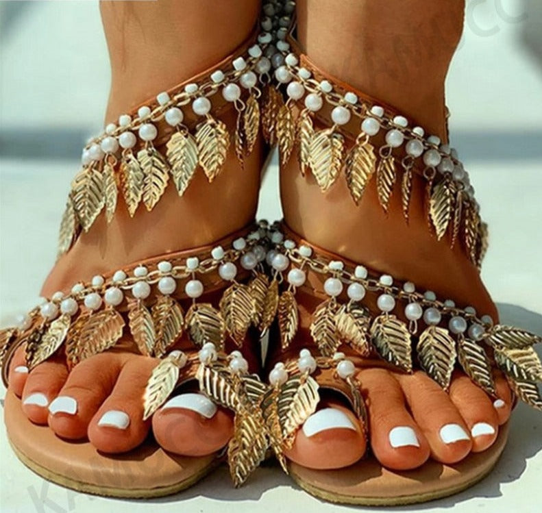 Classic Vintage Sandals with a Flattering Fit