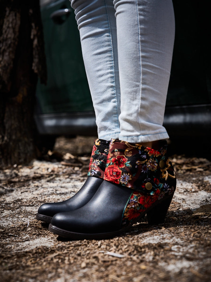 Elegantly Styled Boots for Everyday Wear
