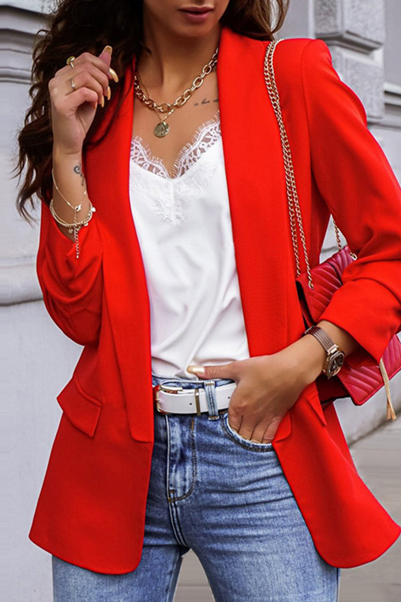 Effortlessly Elegant Garment with a Timeless Design