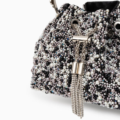 Effortlessly Elegant Bag with a Timeless Design