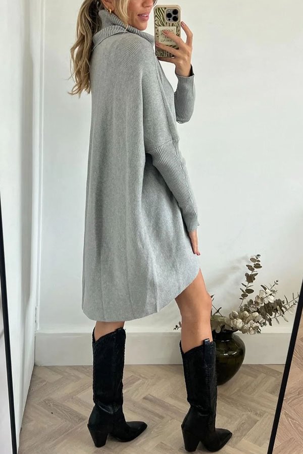 Well Tailored Sweater with a Graceful Silhouette