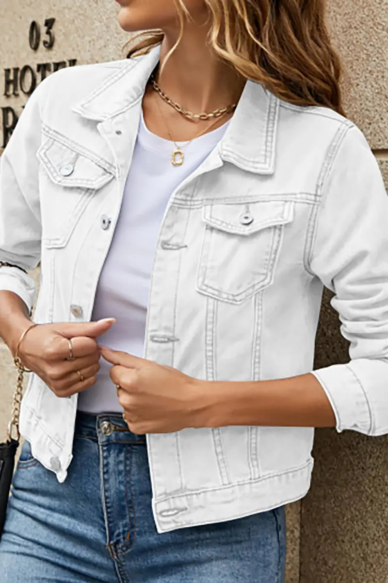 Well Tailored Jacket with a Graceful Silhouette