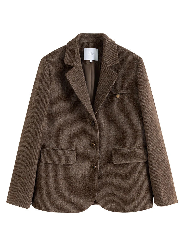 Beautifully Finished Garment in a Timeless Design