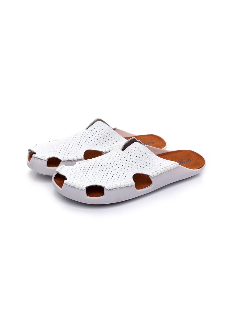 Sophisticated Garment with a Clean Classic Look