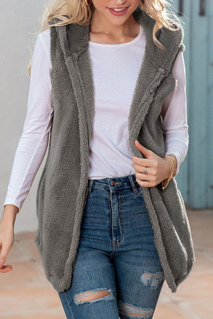 Beautifully Finished Top in a Timeless Design