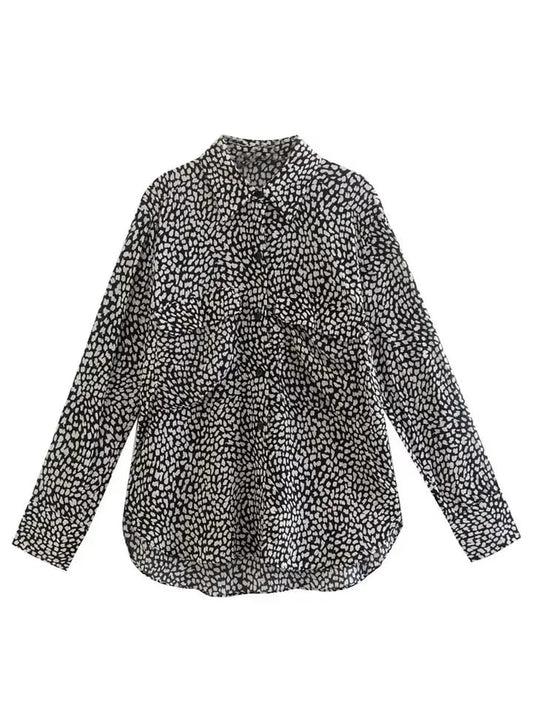 Well Tailored Shirt with a Graceful Silhouette