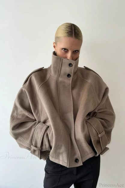 Beautifully Finished Coat in a Timeless Design