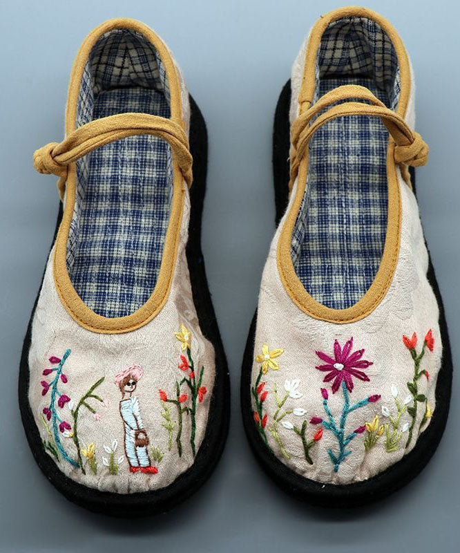 Elegantly Styled Shoes for Everyday Wear