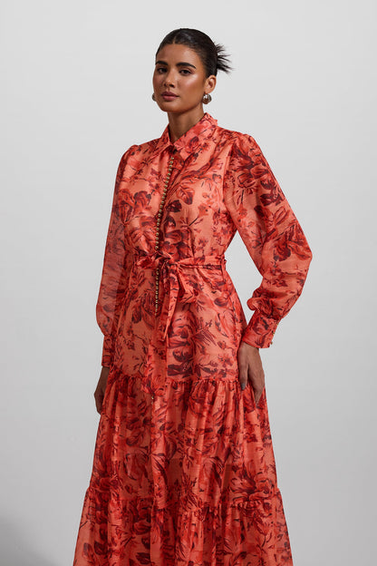 Sophisticated Dress with a Clean Classic Look