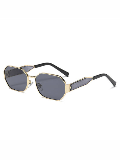 Sophisticated Garment with a Clean Classic Look