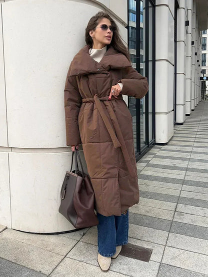 Elegantly Styled Coat for Everyday Wear
