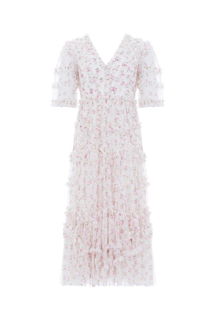 Effortlessly Elegant Dress with a Timeless Design