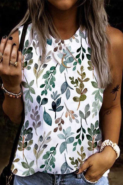 Well Tailored Top with a Graceful Silhouette