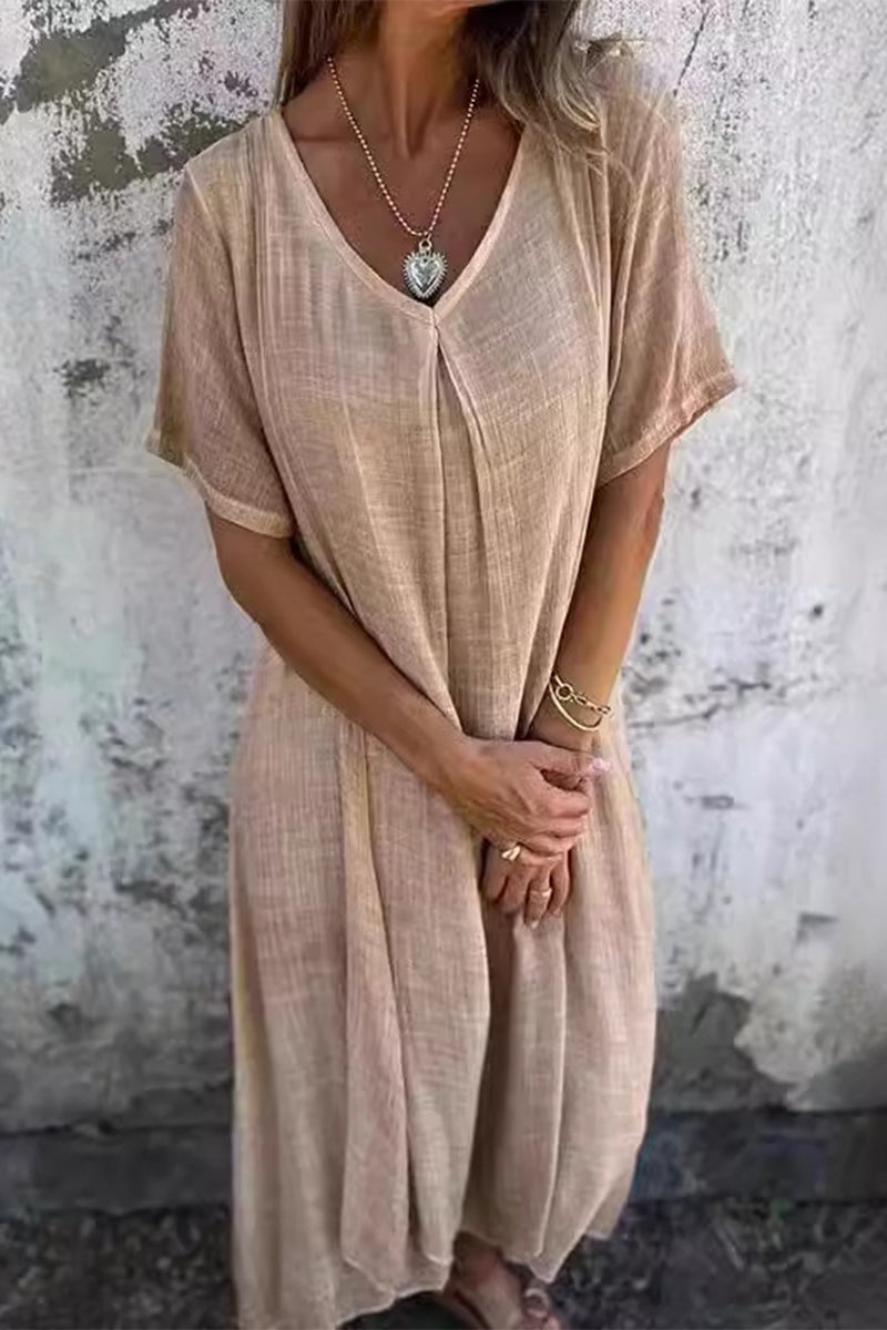 Classic Vintage & Enduringly Stylish Dress