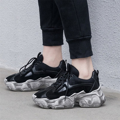 Beautifully Crafted Sneakers in a Classic Style