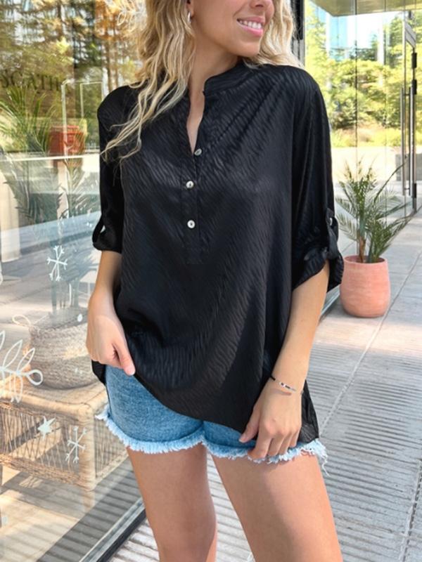 Effortlessly Elegant Shirt with a Timeless Design