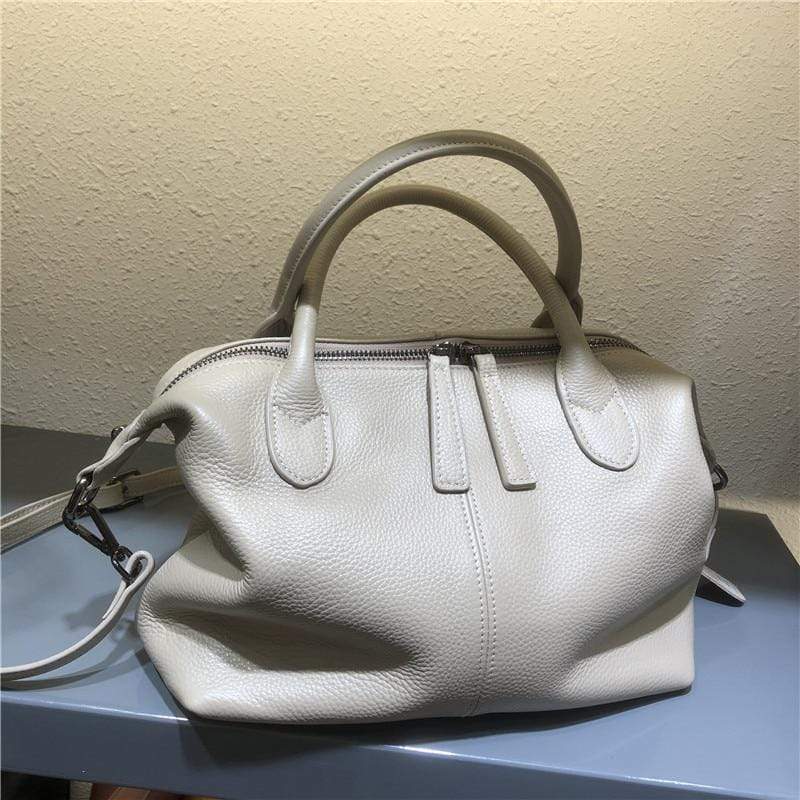 Sophisticated Bag with a Clean Classic Look