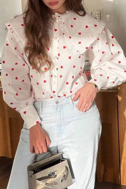 Well Tailored Top with a Graceful Silhouette