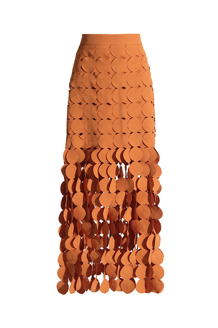 Well Tailored Garment with a Graceful Silhouette