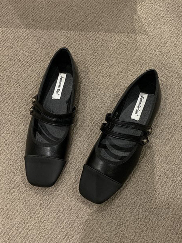 Well Tailored Heels with a Graceful Silhouette