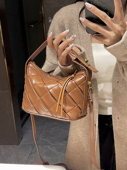 Classic Vintage Bag with a Flattering Fit