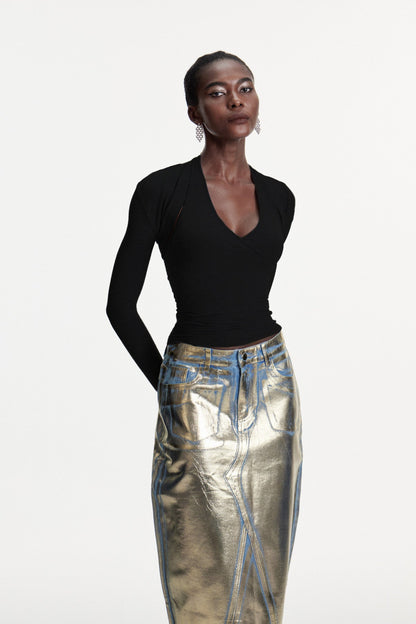 Polished Top with an Effortless Classic Look