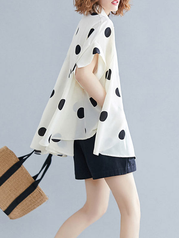 Classic Vintage Blouse with a Flattering Fit