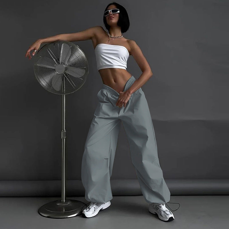 Elegantly Styled Trousers for Everyday Wear